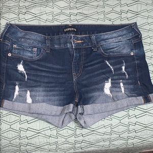 **FINAL OFFER** Express Shortie Low Rise Shorts